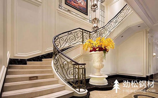 復(fù)式樓樓梯這樣設(shè)計(jì)即好看又節(jié)省空間